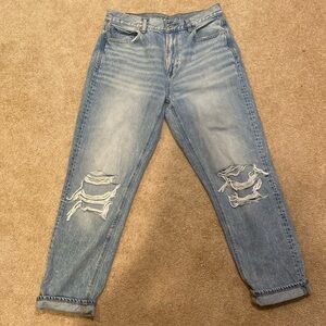American eagle mom jeans